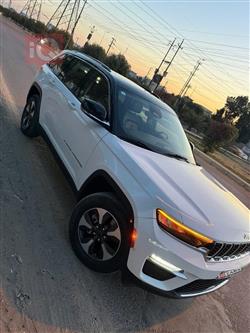 جيب جراند شيروكي